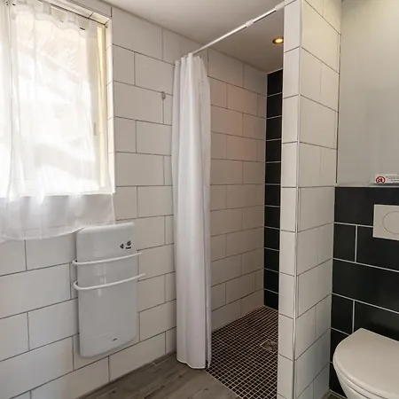 Le Bastidon, 2 Pers Avec Vue Mer, Idealement Situe * Hyères